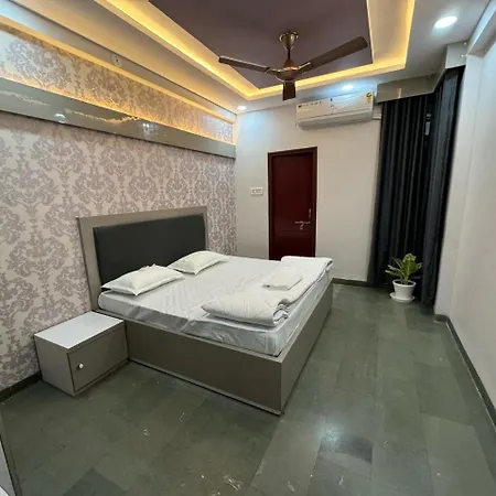 Leela Homestay Indore - Tulip - 2 Bhk Luxury Apartment Exterior photo