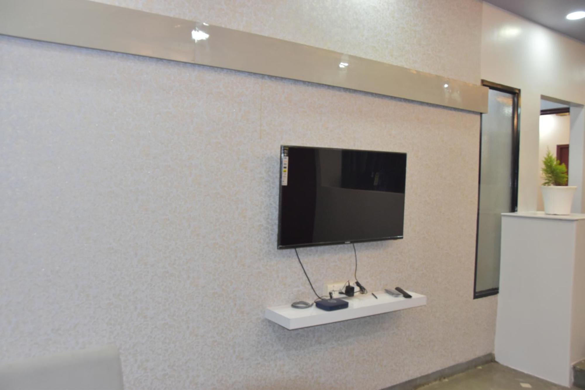 Leela - Tulip - 2 Bhk Luxury Homestay *